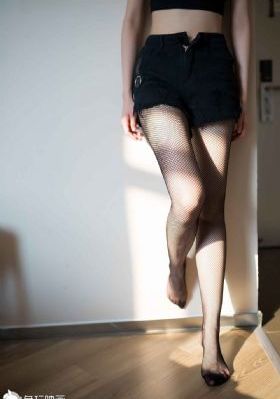 我和亲女在客厅作爱h在_BD版国语迅雷下载