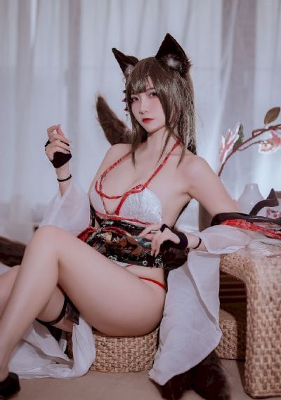 女人张开腿免费的_720HD在线观看